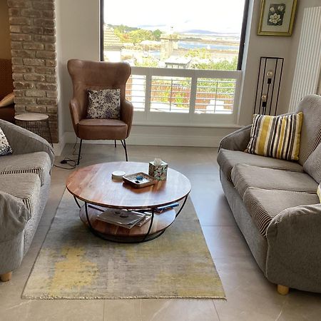 شقة Roundstone Retreats Roundstone Harbour Lights المظهر الخارجي الصورة