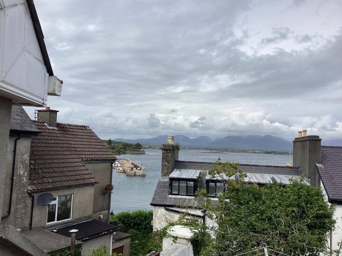 شقة Roundstone Retreats Roundstone Harbour Lights المظهر الخارجي الصورة